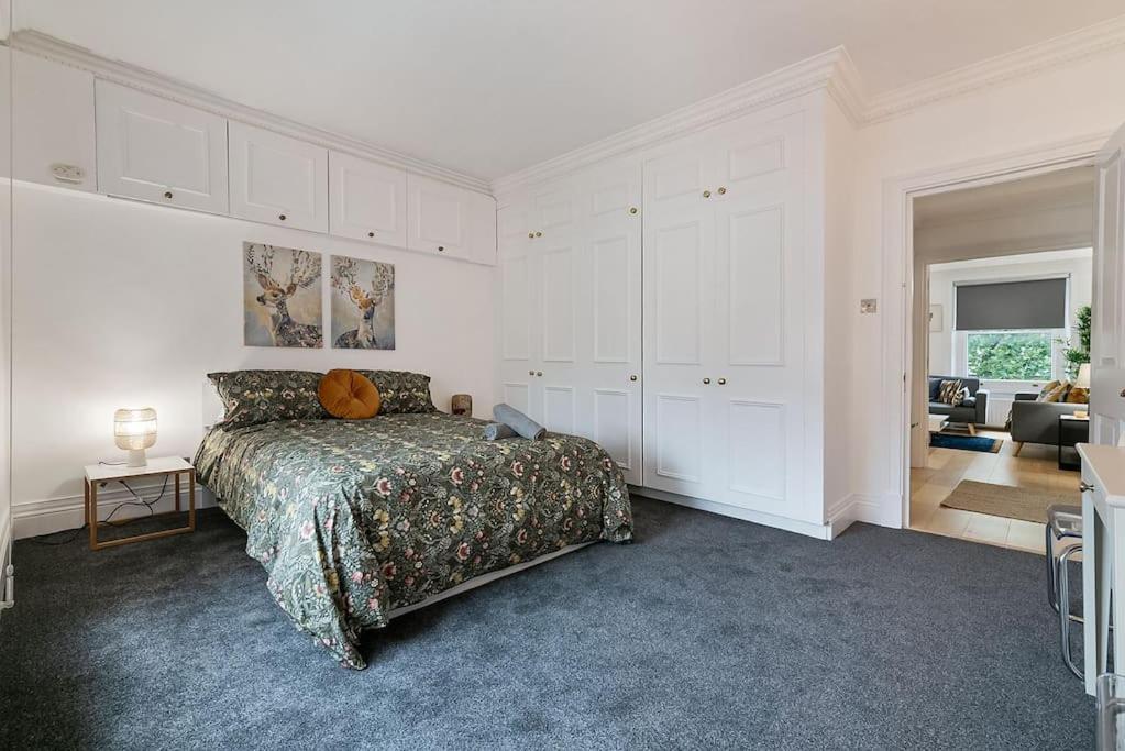 לונדון Knightsbridge Two Bed Apartment מראה חיצוני תמונה